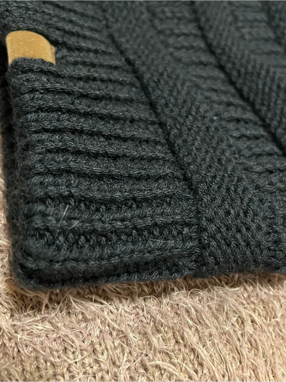 Sonoma Black Cable Knot Beanie